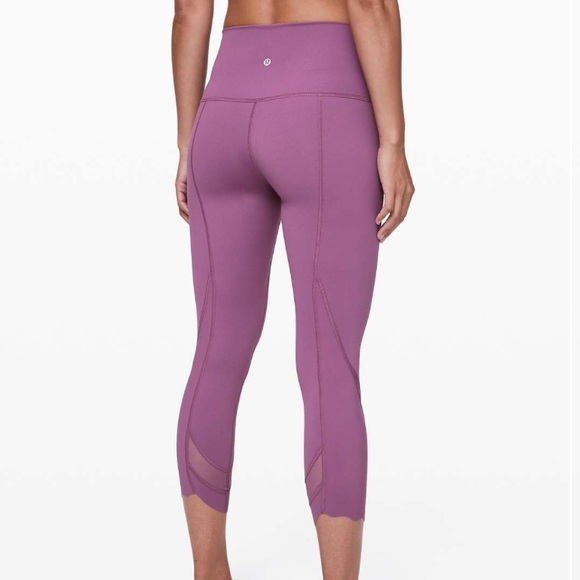 Lululemon Wunder Under Crop II Roll Down Scallop Full On Luxtreme 24’ - Picture 2 of 6